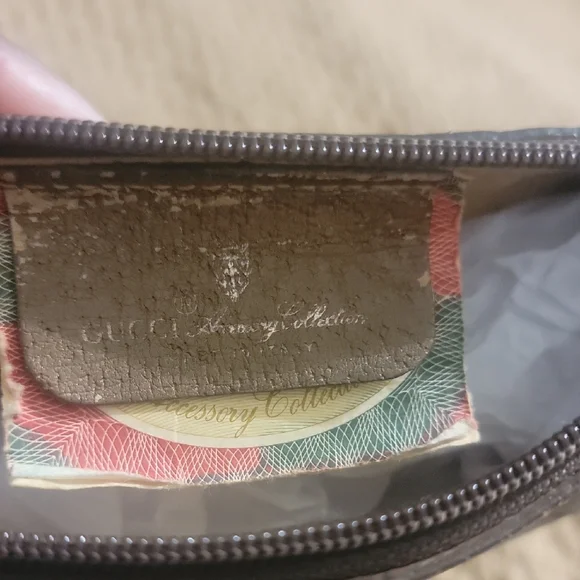 Gucci Beige and Brown Crossbody Bag - Picture 8 of 11